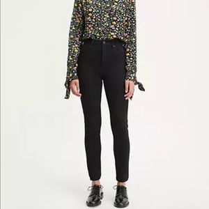 Levi’s High Rise Jeans